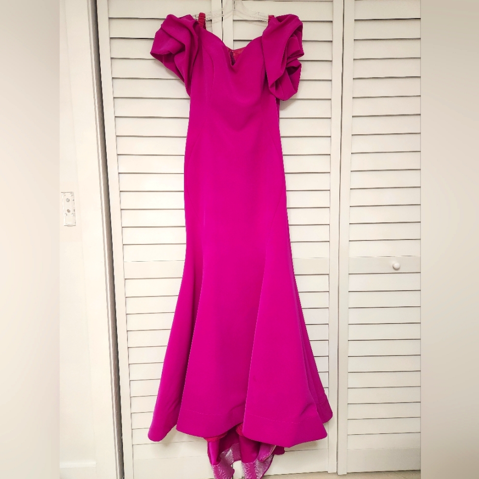Janique Mother Of The Bride #1943 In Fuchsia Size 12